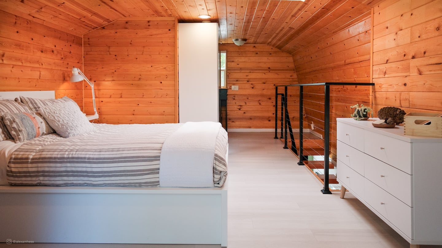 Bedroom image 5