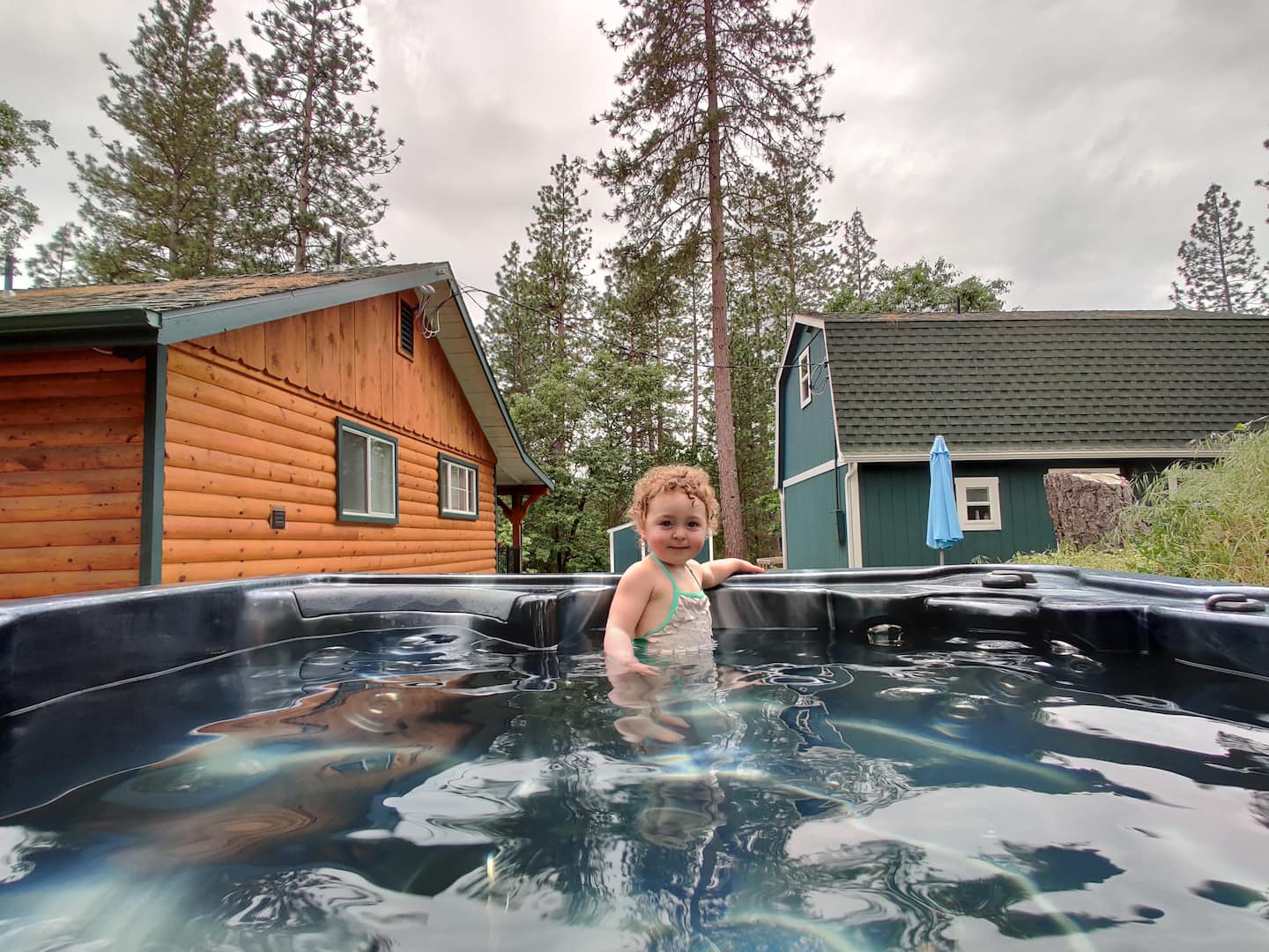 Soak in the hot tub by day or by night under the stars.