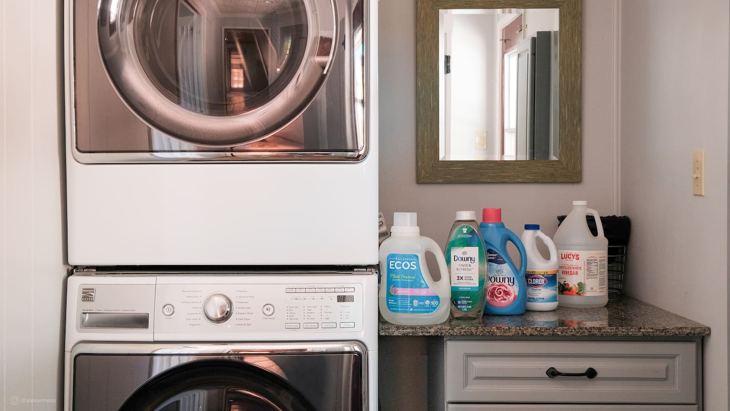 Laundry area image 1